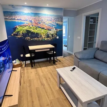 Newly Renovated Together Train And Bus Apartment Gijon